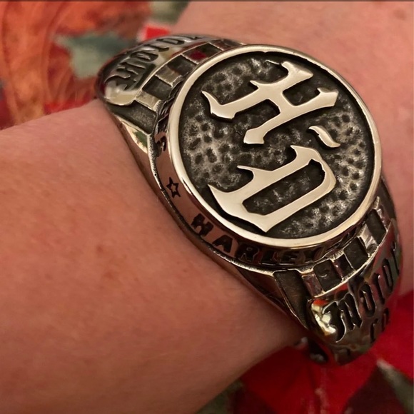 Harley-Davidson Jewelry - - Limited! HD Women’s Bracelets